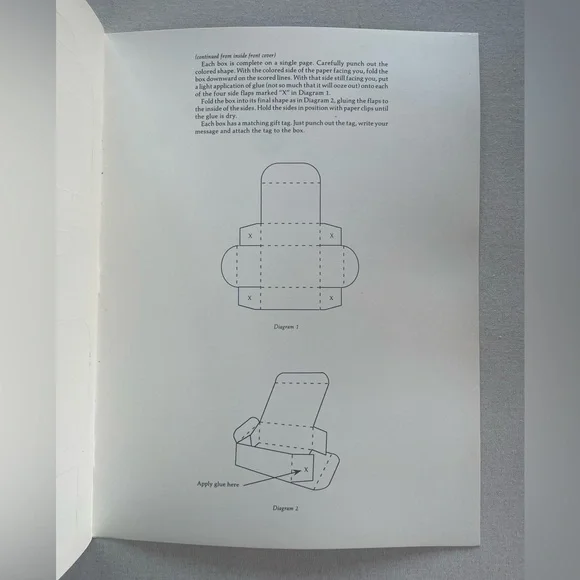 Angels Punch-Out Gift Boxes Nine Boxes with Matching Gift Tags Vintage 1994 Book - Picture 7 of 8